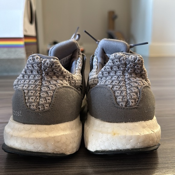 Adidas Primeblue Ultraboost - Picture 4 of 6